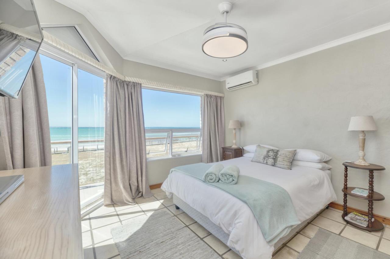 Colours Of The Sea - Main House Villa Struisbaai Bagian luar foto