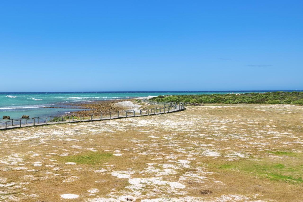 Colours Of The Sea - Main House Villa Struisbaai Bagian luar foto